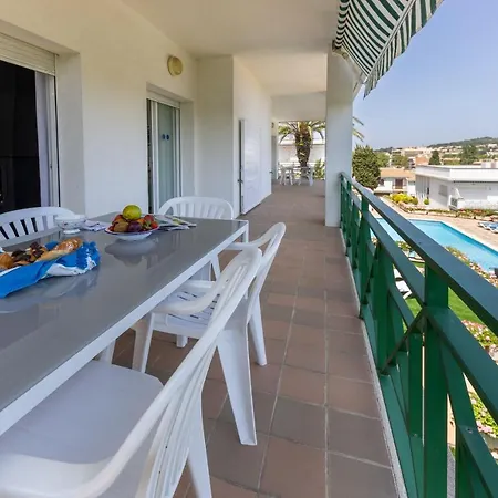 Bravissimo Estel B4 Apartment *